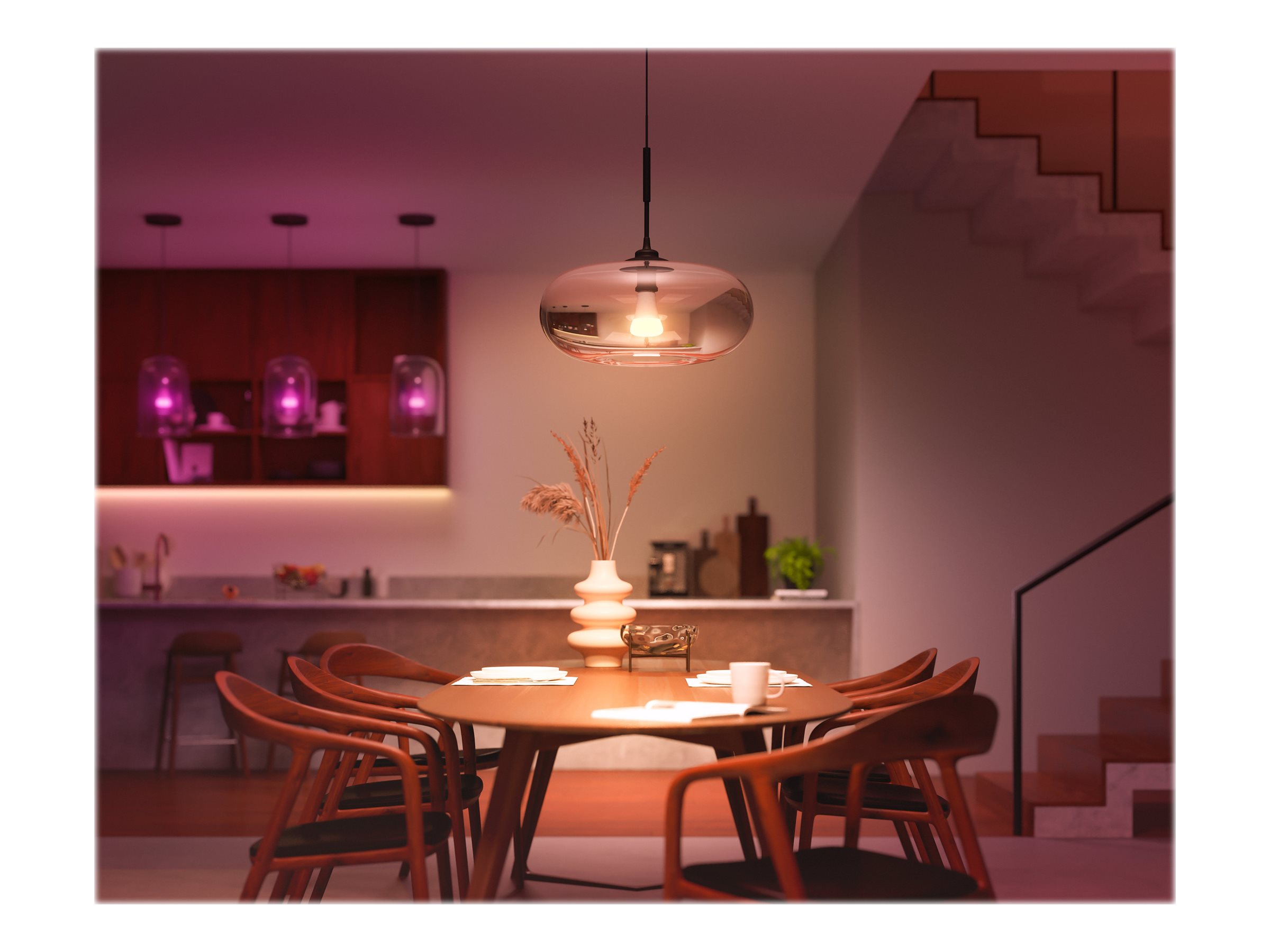 Hue WCA 13.5W A67 E27 | E27 | 13.5 W | RGBW 2000-6500K | Bluetooth and Zigbee