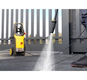 STANLEY SXPW16PE High Pressure Washer with Patio Cleaner (1600 W, 125 bar, 420 l/h) | Stanley 1600 W | 125 bar | 420 l/h