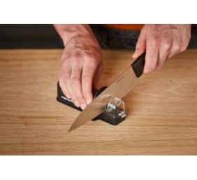 Fiskars Essential Roll-Sharp 1065598 (1023811) Peilių galąstuvas, Juoda