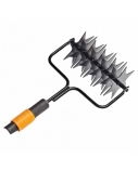 Fiskars QuikFit Spiker 1000689 Aeratorius (Be koto)