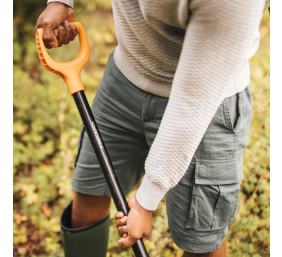 Fiskars Solid Metal 1066716 Smailus kastuvas, Juoda
