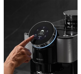 Cecotec Coffee Maker | Cremmaet Spin | Pump pressure 19 bar | Built-in milk frother | Super-automatic | 1450 W