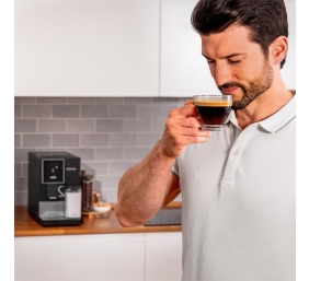 Cecotec Coffee Maker | Cremmaet Compactccino Connected | Pump pressure 19 bar | Built-in milk frother | Super-automatic | Black