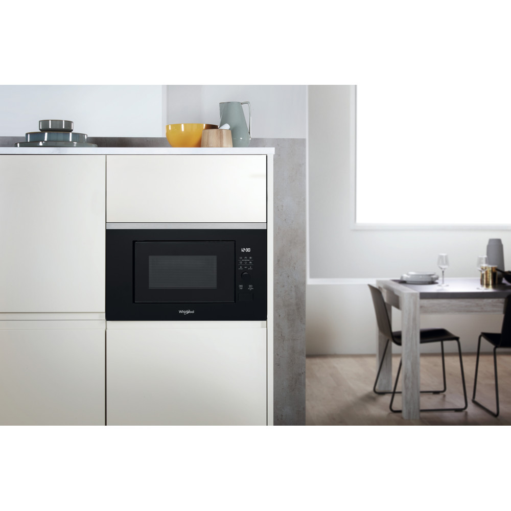 Whirlpool Built-in | 20 L | 800 W | Grill | Black