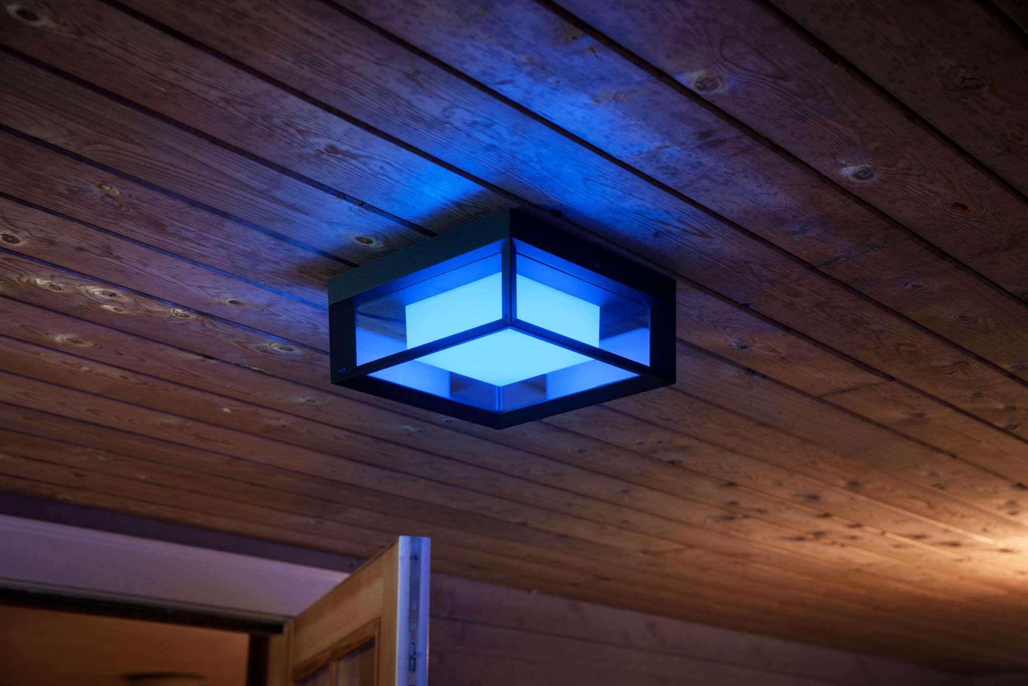 Philips Hue WCA Econic Outdoor Square Wall Lantern | 15 W | 2000-6500 Hue White Colour Ambiance