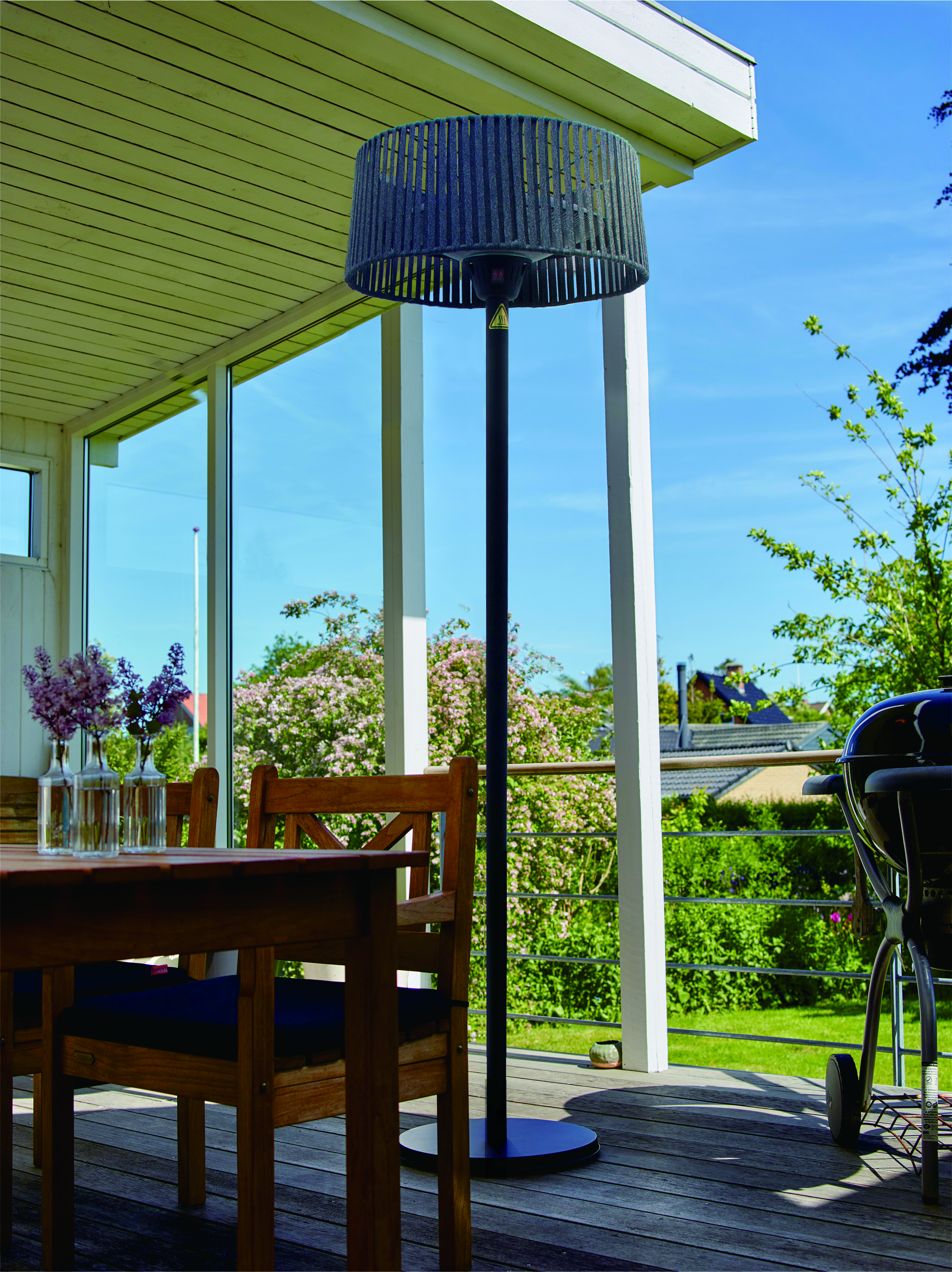 TunaBone Electric Standing Patio Heater, Double clear halogen heating lamps | TB1821SH-01 | Patio heater | 2100 W | Black