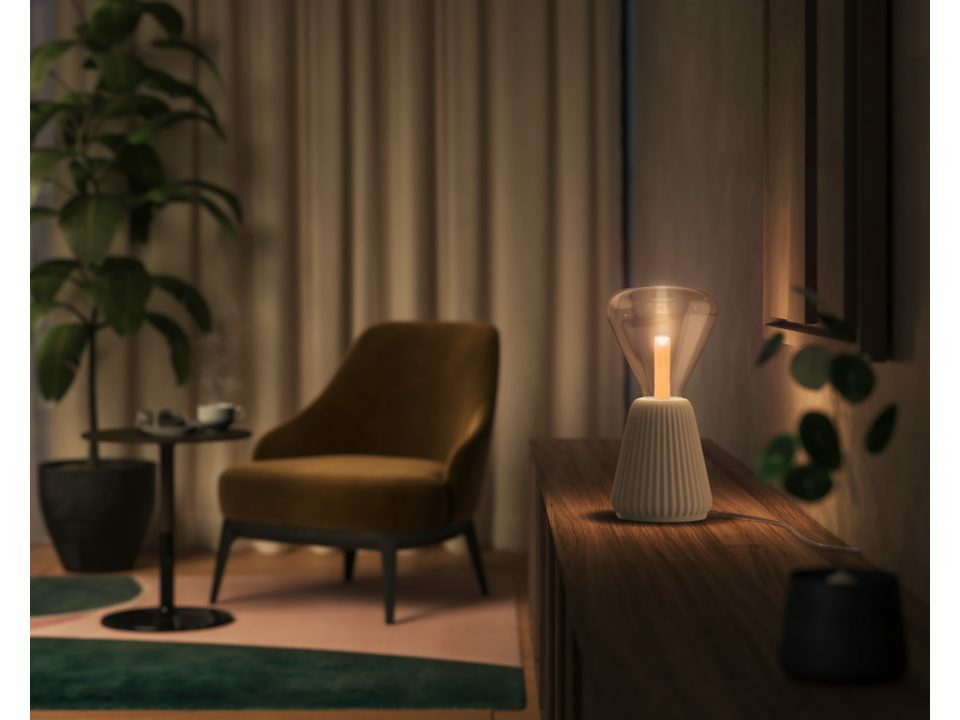 Philips Hue WCA Lightguide Triangle | E27 | 6.8 W | White and colour light