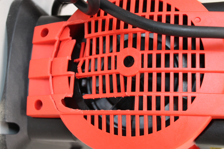 SALE OUT. YT.GARDEN PUMP WITH FILTER 1300W | Yato DAMAGED PACKAGING, BROKEN PLASTIC COVER