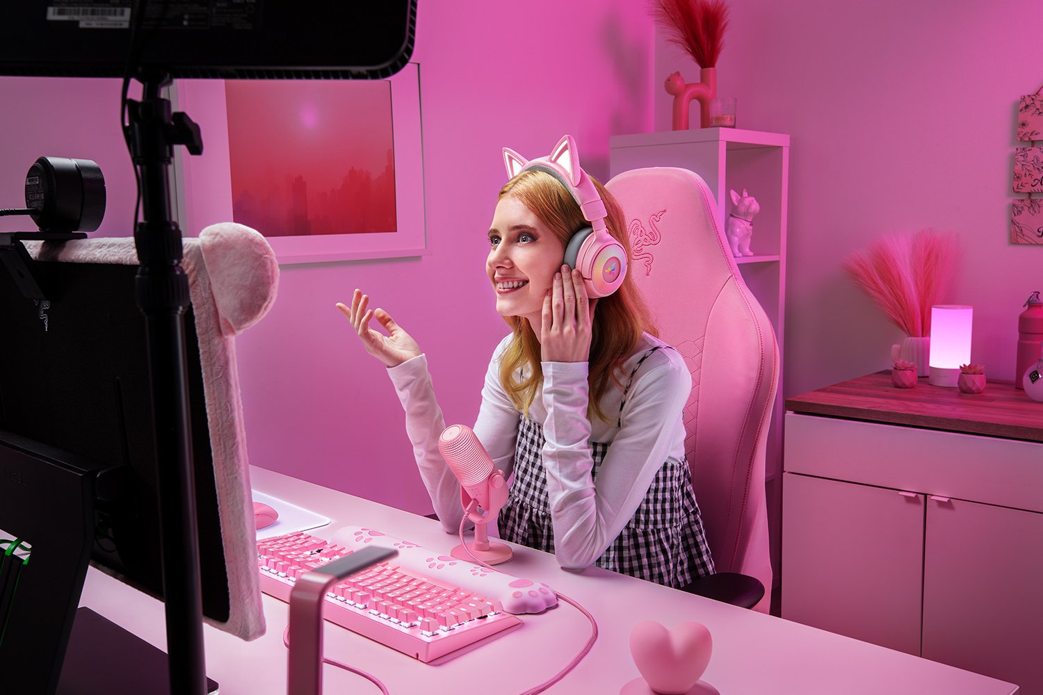 Razer | Headset | Kraken Kitty V3 Pro | Bluetooth | Over-Ear | Quartz