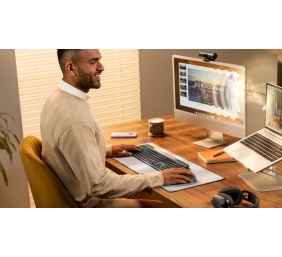 Logitech Signature Slim Solar+ K980 Belaidė klaviatūra, RF Wireless+Bluetooth, US Int, Graphite