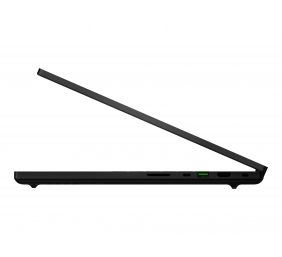 Razer Blade 18 | Black | 18 " | IPS | Intel Core Ultra 9 | 275HX | 32 GB | DDR5 | Solid-state drive capacity 1000 GB | NVIDIA GeForce RTX 5070 Ti | GDDR7 | 12 GB | Windows 11 Home | Bluetooth version 5.4 | Keyboard language English | Keyboard backlit | Wa