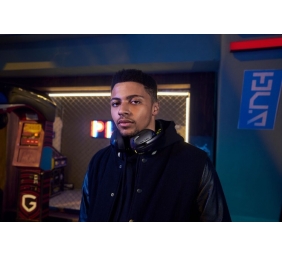 Logitech G29 Driving Force Žaidimų vairas ir pedalai + G435 Ausinės, skirta PC, PS3, PS4, PS5, Juoda