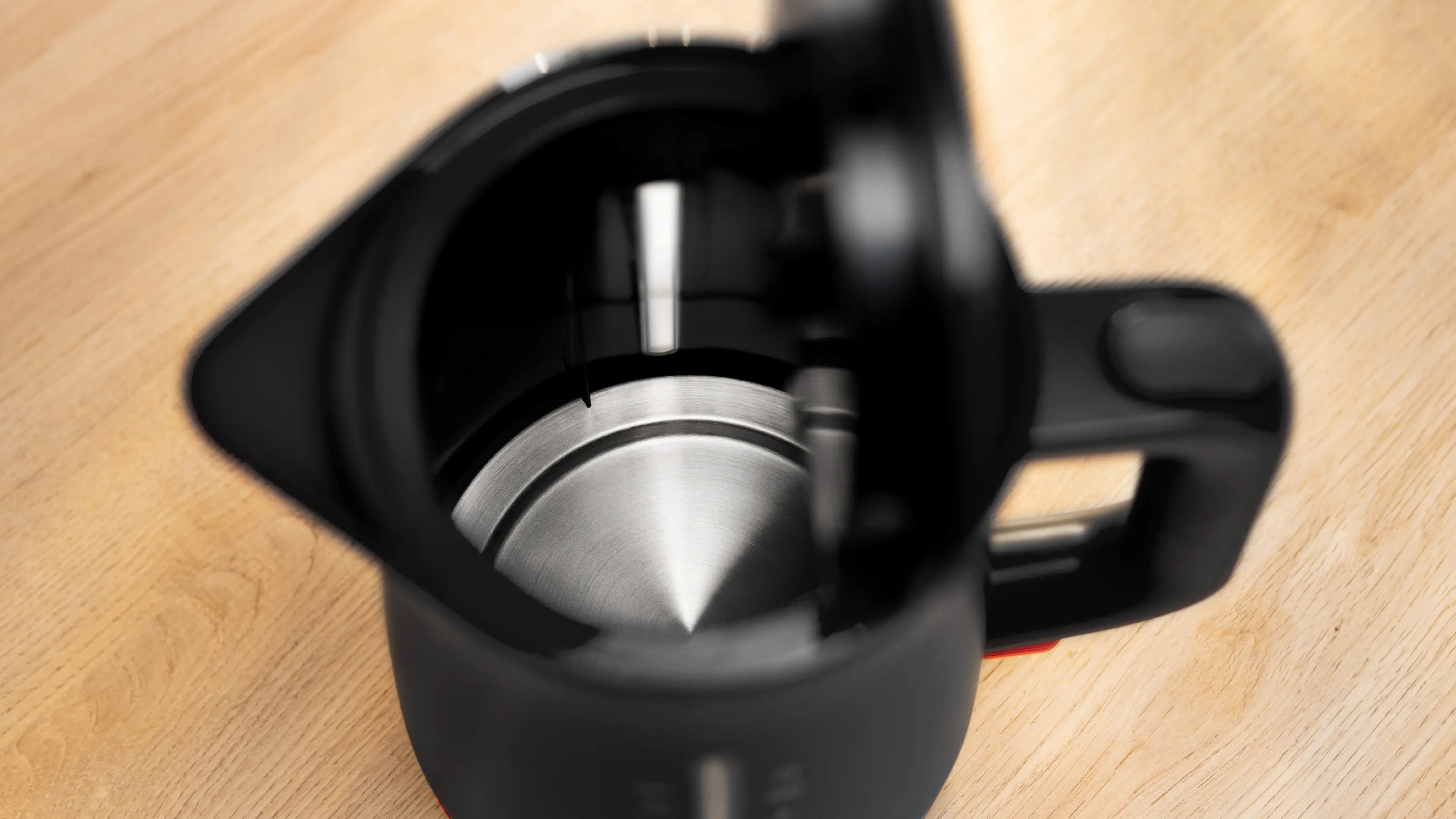 Bosch Kettle | TWK3M123 MyMoment | Electric | 2400 W | 1.7 L | Plastic | 360° rotational base | Black