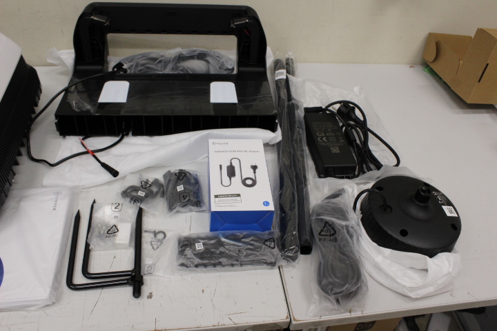 SALE OUT. Ecovacs Lawn Mower GOAT A1600 RTK | DAMAGED PACKAGING | 32 V