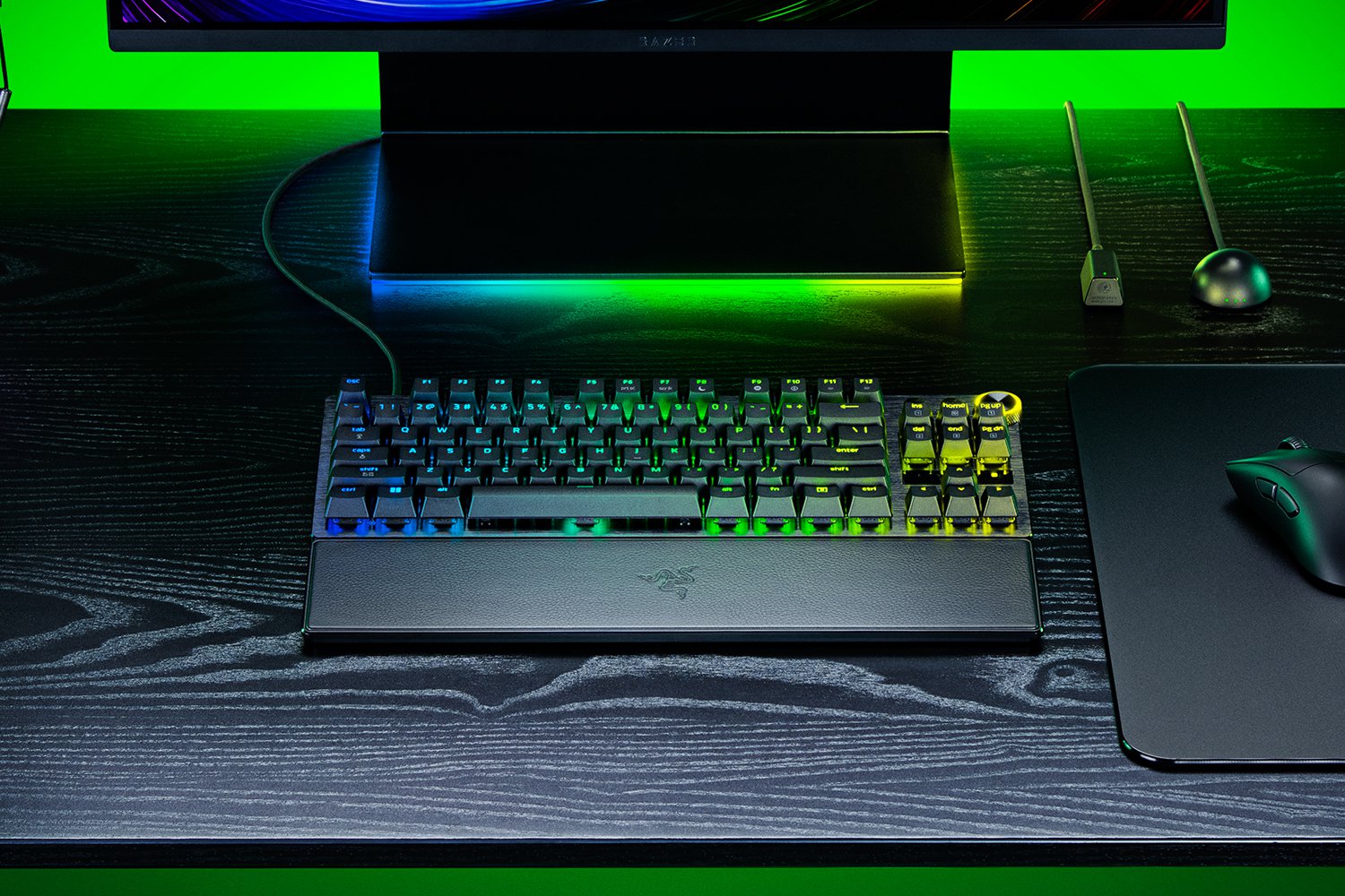 Razer Huntsman V3 Pro Tenkeyless 8KHz | Gaming keyboard | Wired | US | Razer Analog Optical Switch Gen-2 | Black