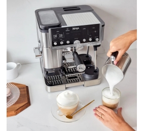 NINJA | Coffee Maker | ES701EU Luxe Café Pro | Pump pressure 9 bar | Built-in milk frother | Ground | 1650 W | Black/Stainless Steel