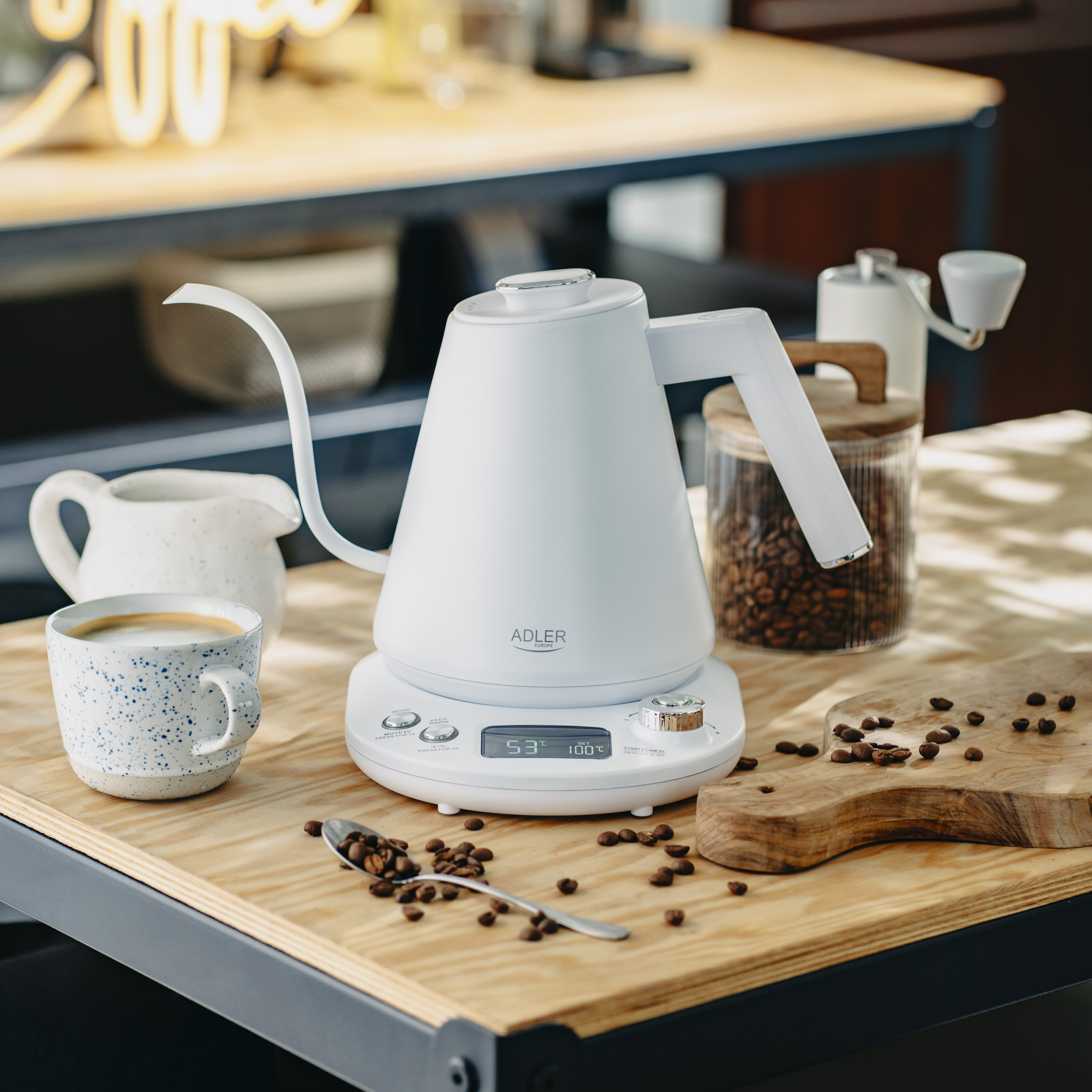 Adler | Kettle | AD 1349w | Electric | 1100 W | 1 L | Stainless Steel | 360° rotational base | White