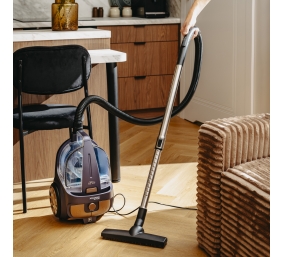Adler Cyclone Vacuum Cleaner | AD 7076 | Bagless | Power 3000 W | Dust capacity 3.5 L | Violet