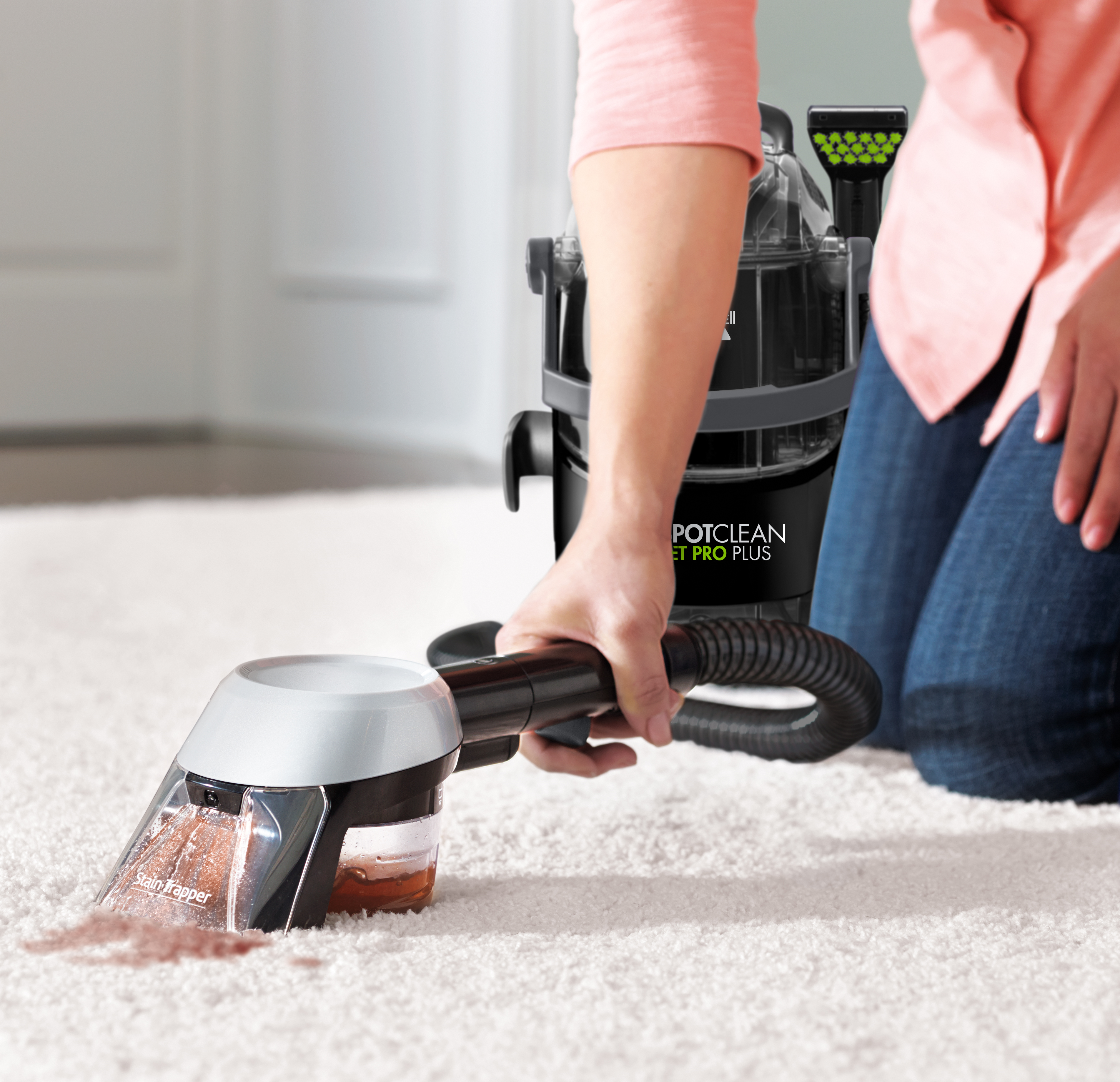 Bissell | SpotClean Pet Pro Plus Cleaner | 37252 | Corded operating | 750 W | Black/Titanium | 24 month(s)