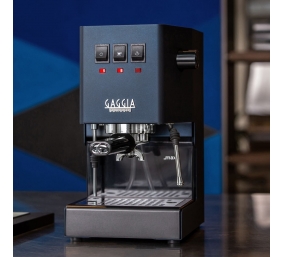 Gaggia Coffee Maker | RI9481/15 Classic E24 | Pump pressure 15 bar | Built-in milk frother | Semi-automatic | Classic Blue