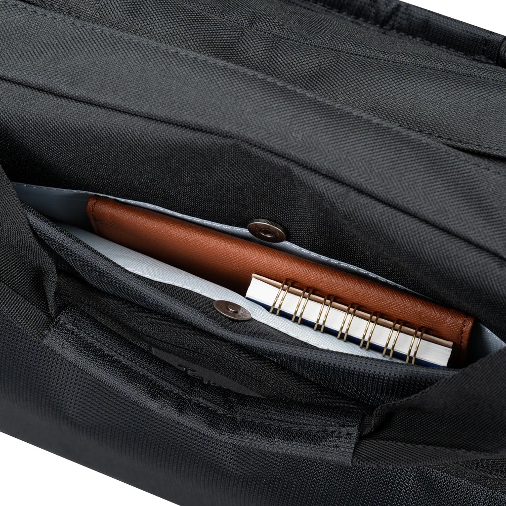 Targus | CN415GL Classic EcoSmart | Fits up to size 15-16 " | Briefcase | Shoulder strap | Black