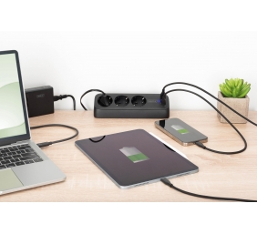Digitus 3-way office socket strip with 2x USB-A and 1x USB-C connections | DA-70625