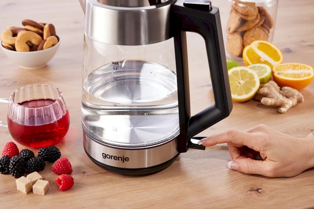 Gorenje | K17OGS | Kettle | Electric | 1.7 L | 2200 W | 360° rotational base | Stainless steel/Glass | Stainless steel