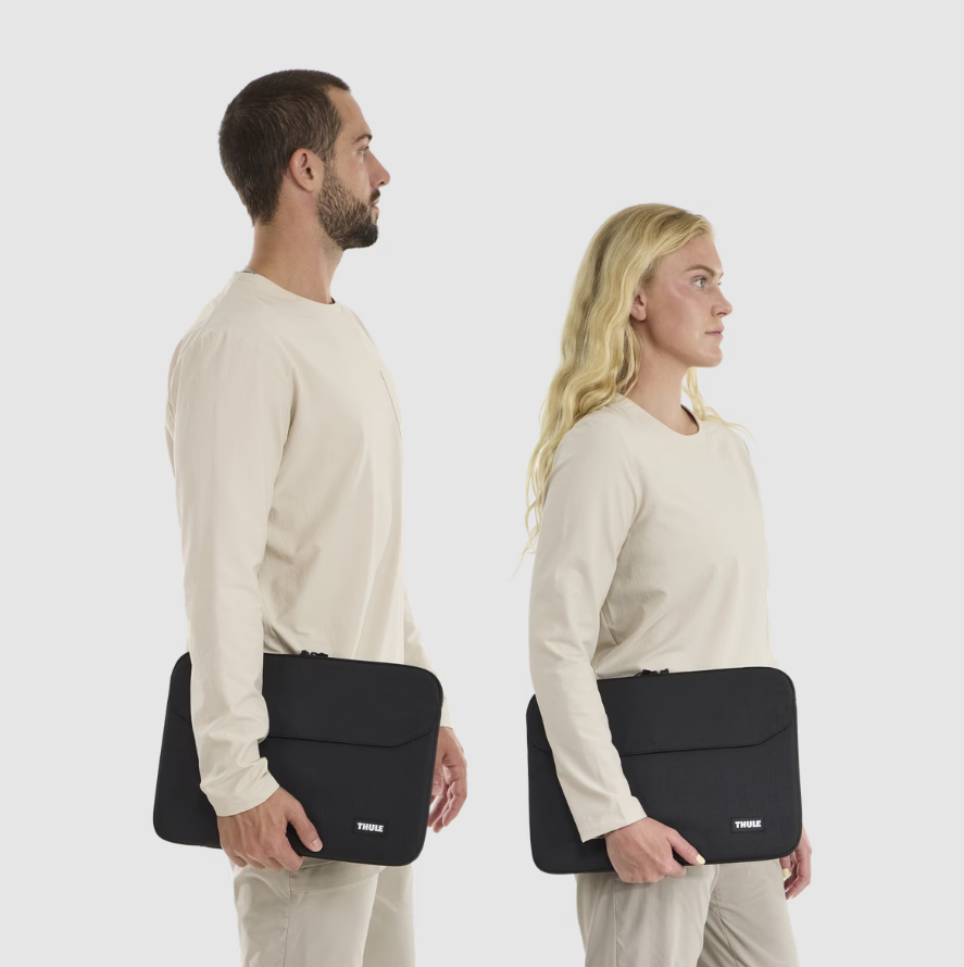 Thule Sleeve Lithos for MacBook Pro 16'' | Sleeve | Black