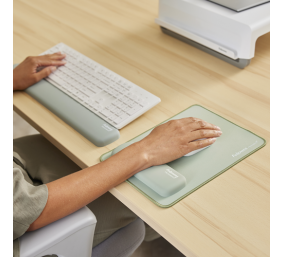 Fellowes | Breyta Palm Wrist Rest | Sage