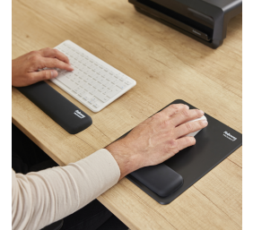 Fellowes | Breyta Compact Keyboard (TKL) Wrist Rest | Black