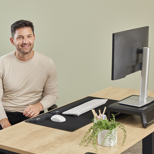 Fellowes | Breyta Keyboard Wrist Rest | Black