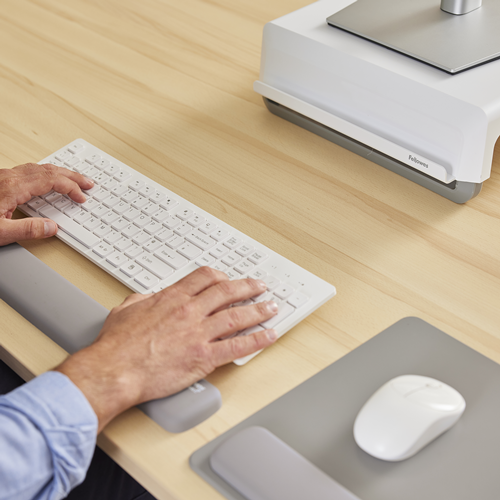 Fellowes | Breyta Keyboard Wrist Rest | Grey