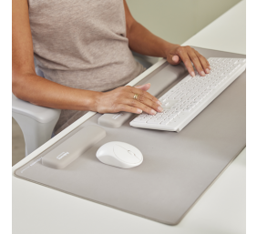 Fellowes | Breyta Keyboard Wrist Rest | Sand