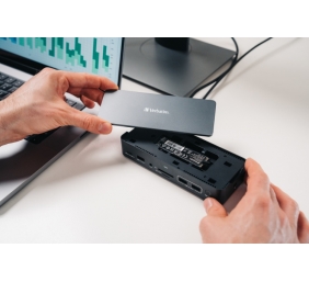 Verbatim 32174 CDS-15SSD USB-C Pro Jungčių stotelė 15 Ports, 256GB SSD, Pilka/Juoda