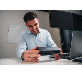 Verbatim 32174 CDS-15SSD USB-C Pro Jungčių stotelė 15 Ports, 256GB SSD, Pilka/Juoda