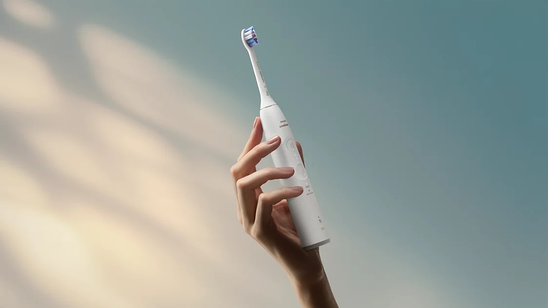 Philips Electric Toothbrush | HX7119/02 Sonicare Series 6100 | Rechargeable | For adults | Number of brush heads included 1 | Number of teeth brushing modes 2 | White