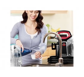 Bissell | MultiClean Spot & Stain SpotCleaner Vacuum Cleaner | 4720M | 330 W | Black/Red