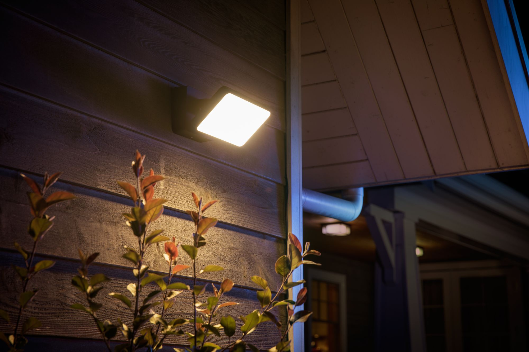 Philips Hue Welcome Outdoor Floodlight | Warm white