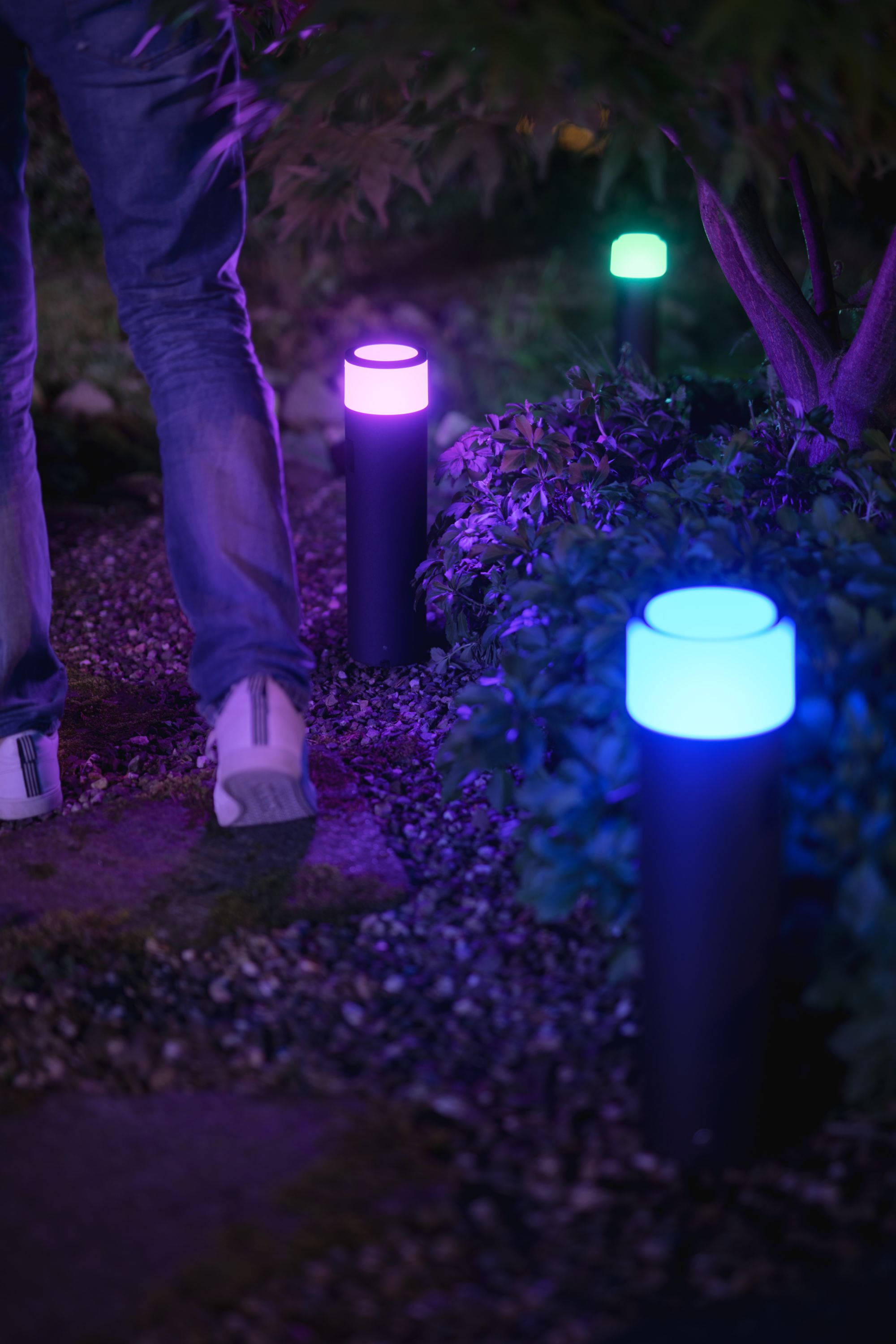 Philips Hue WCA Calla Outdoor Large Bollard, Black | 8 W | 2000-6500 Hue White Colour Ambiance