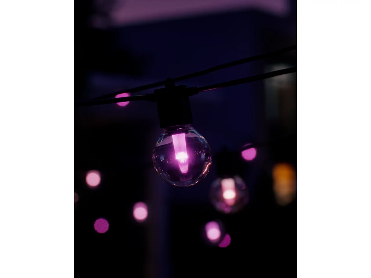 Philips Hue Festavia Globe Outdoor Fairy Lights, 7 m | 30 W | Bluetooth, Zigbee