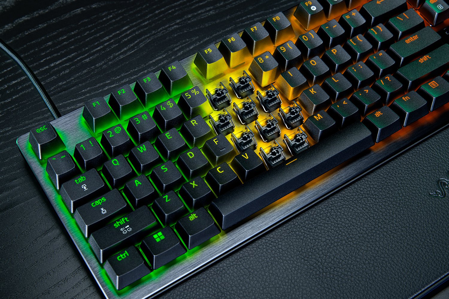 Razer Huntsman V3 Pro 8KHz | Gaming keyboard | Wired | US | Razer Analog Optical Switch Gen-2 | Black