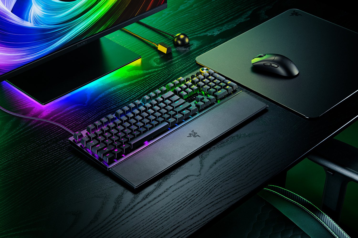 Razer Huntsman V3 Pro 8KHz | Gaming keyboard | Wired | US | Razer Analog Optical Switch Gen-2 | Black