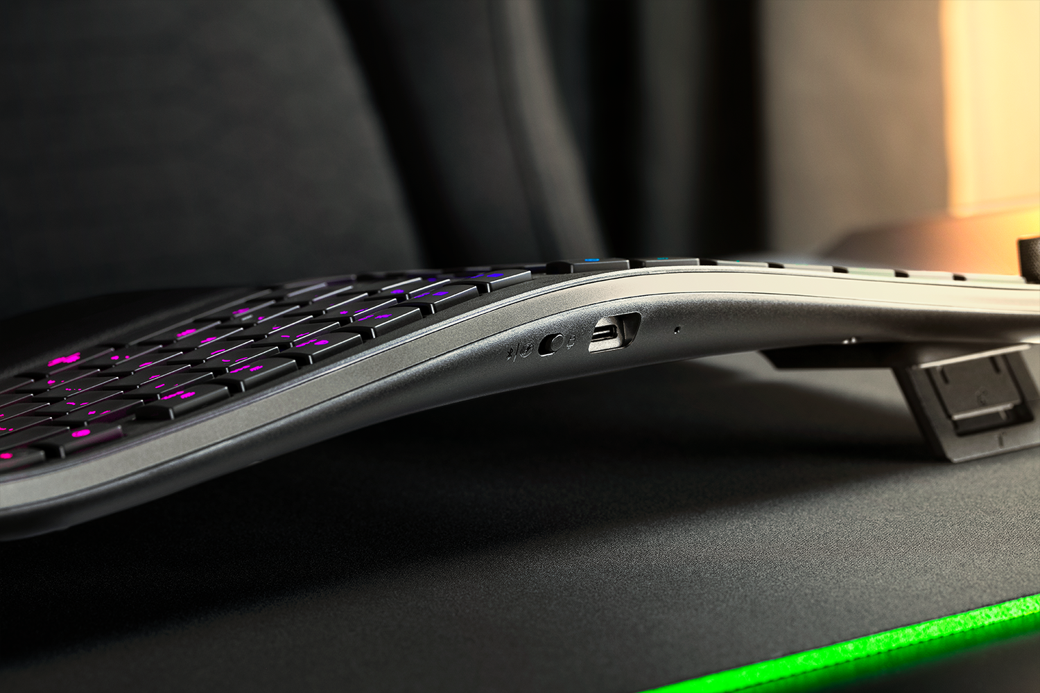 Razer Pro Type Ergo | Keyboard | Wireless | US | Bluetooth | Scissor-switch membrane