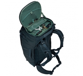 Thule | Landmark, 70 L | Travel pack | Darkest Blue