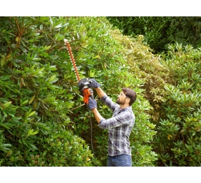 BLACK & DECKER BEHTS401-QS Hedge Trimmer, 500 W, 55 cm