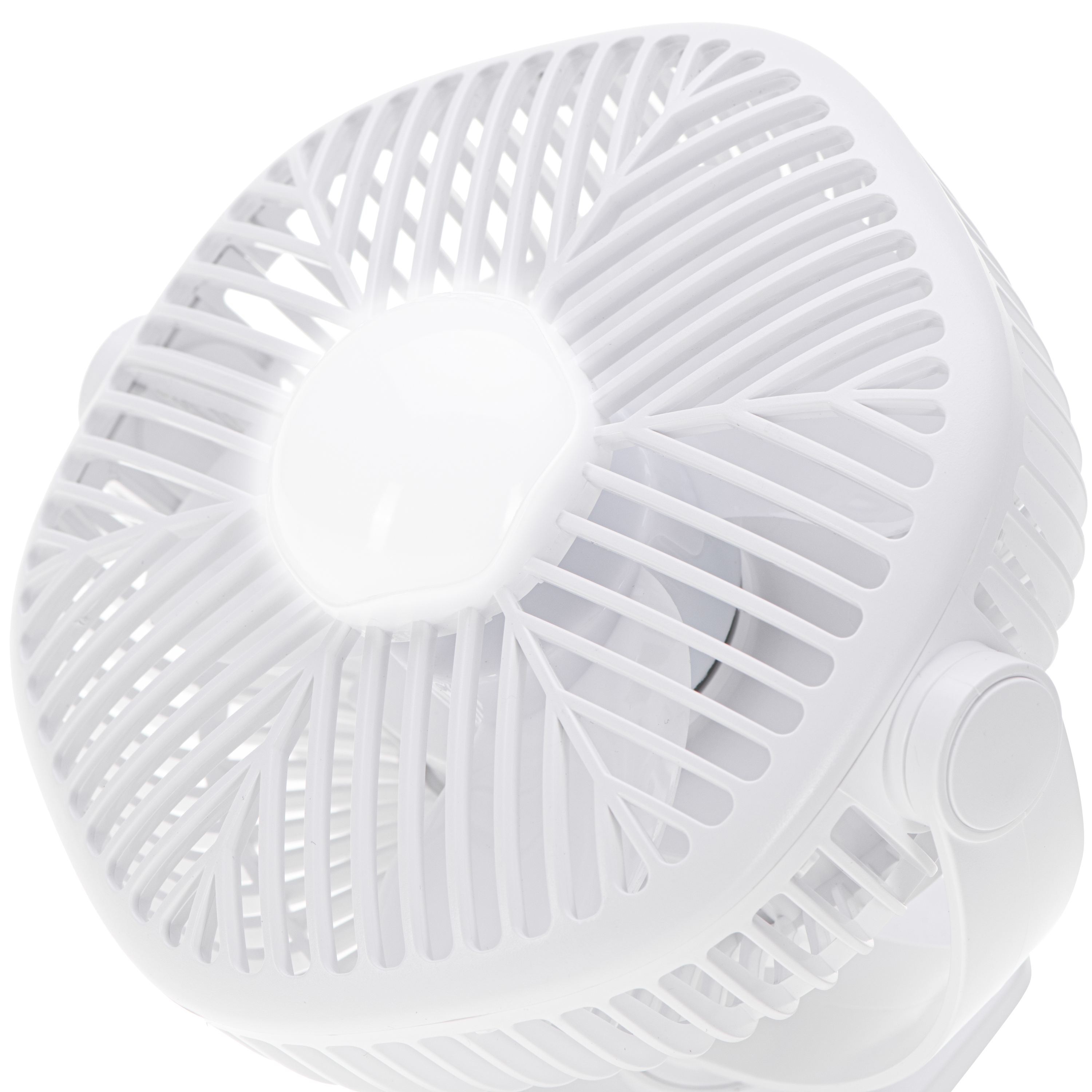 Adler Rechargeable fan with clip | AD 7335 | Table Fan | 6 W | Diameter 12.7 cm | Number of speeds 3 | Oscillation | White
