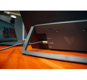 Verbatim 32402 Nešiojamas monitorius LIGHT 15.6'' IPS Touch FHD 1920x1080 10ms 250cd/m2 60Hz, Juoda