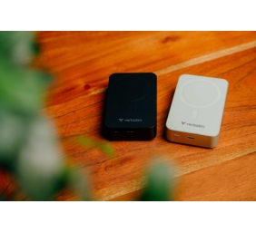 Verbatim 32223 Charge 'n' Go Essentials Magnetic Wireless Išorinė baterija Power Bank 20000mAh Juoda