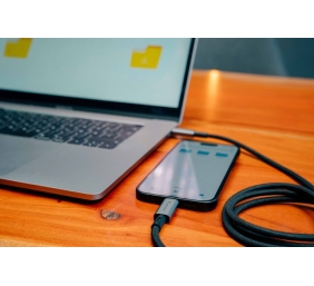 Verbatim 31847 Sync &amp; Charge Kabelis USB-C į USB-C 240W 40Gbps 120cm, Pilka/Juoda