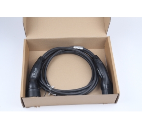 Evaka EV Charging Cable Type 2-Type 2, 22 kW, 32 A, 5 x 6 mm2, 1 x 0.5 mm2, 5 m | ITGAM3871 | Black